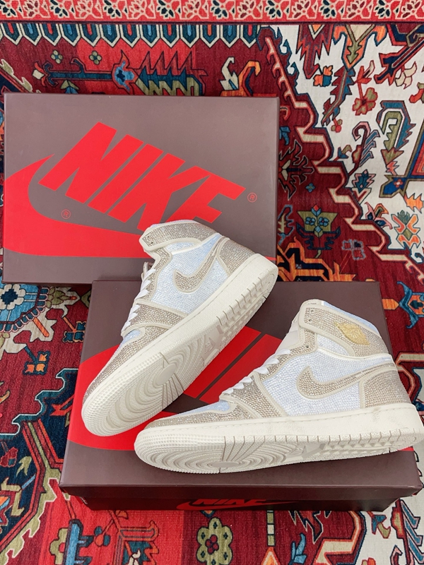 ナイキ靴内部構造